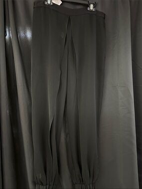 BCBGMaxAzria Black Elastic Cuff Blouse